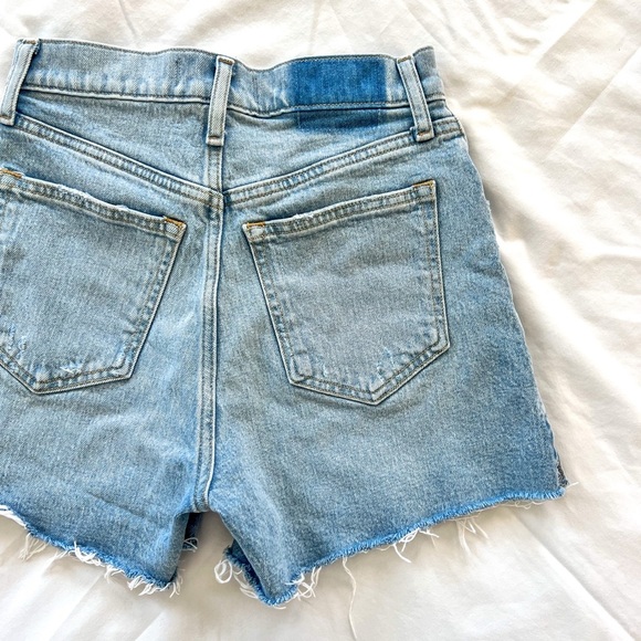 Abercrombie & Fitch High Rise Mom Shorts - Picture 4 of 9